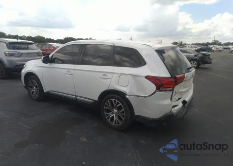 2018 Mitsubishi Outlander Se from USA, damaged, VIN JA4AD3A33JZ032869